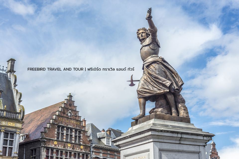 monument-on-grand-place-honoring-marie-christine-de-lalaing,_who_defended_Tournai_against_the_Duke_of_Parma,_Alessandro_Farnese_in_1581_in_Tournai,_Belgium