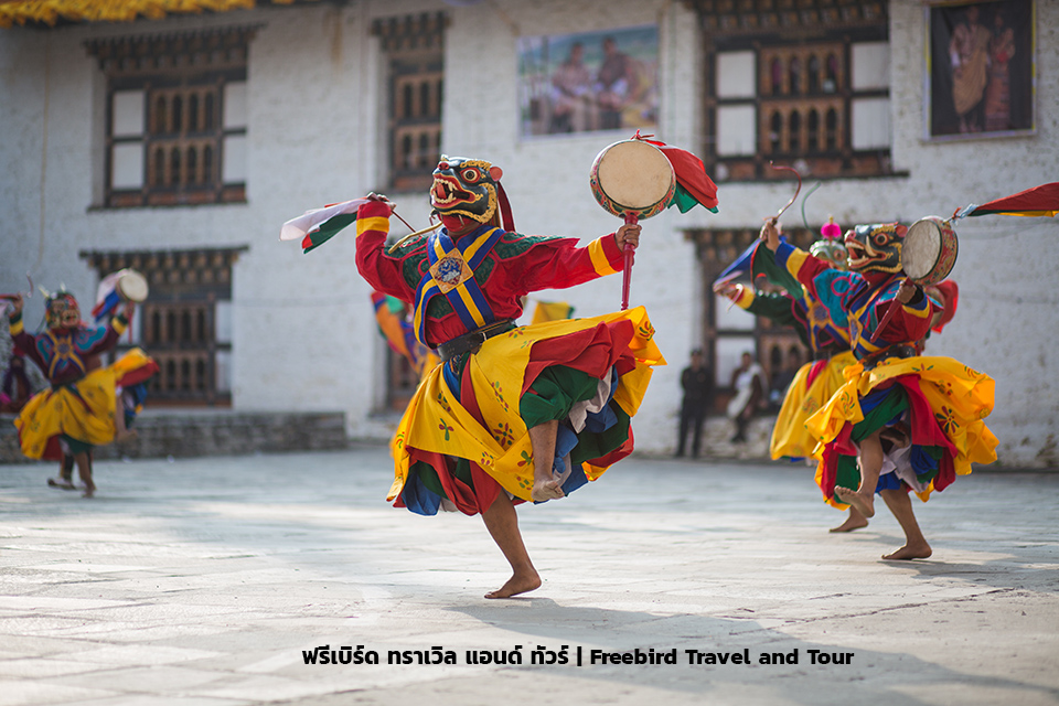 bhutan-dance-freebirdtour