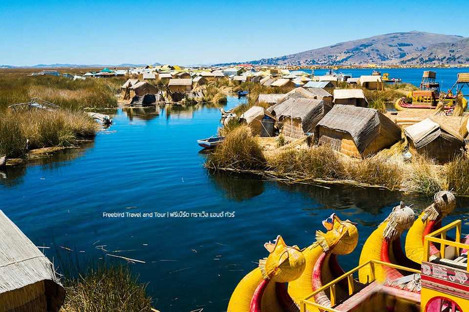 peru-titicaca-lake-uros-islands-freebirdtou
