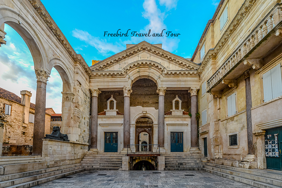 Diocletian Palace croatial freebirdtravel and tour