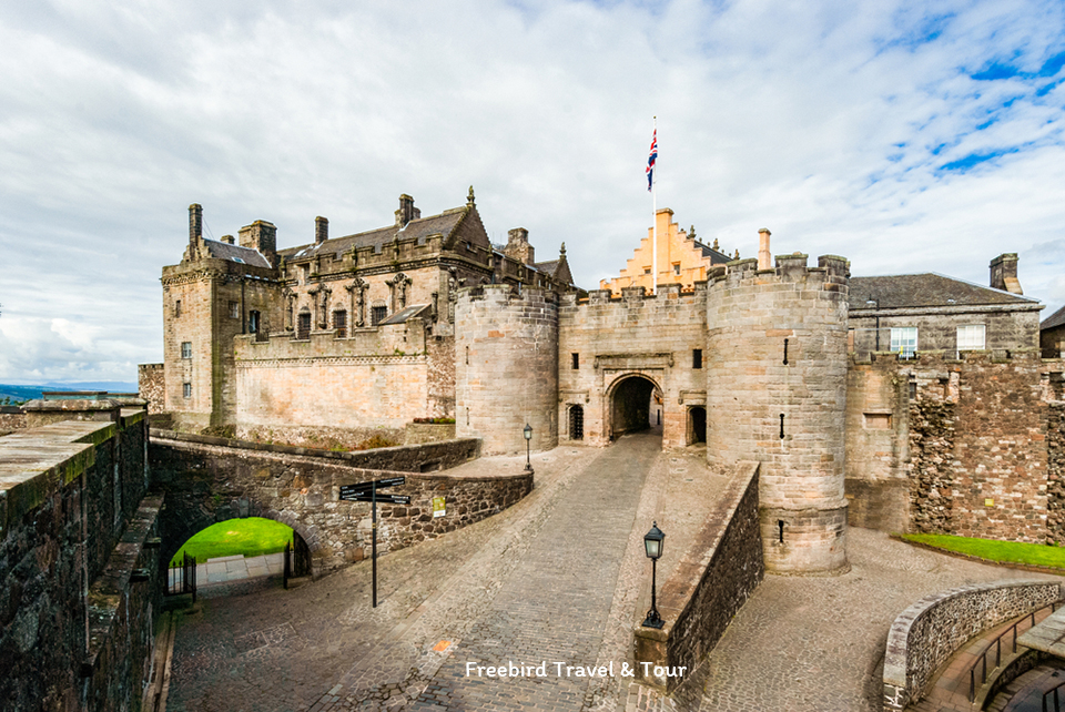 stirling_castle_scotland