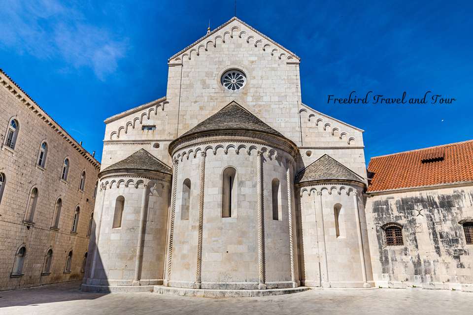 trogir-church-monastery-saintt-dominic-dalmatia-croatia-freebirdtour