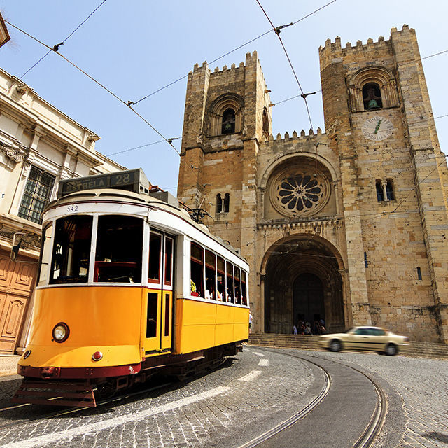 ฟรีเบิร์ด ทราเวิล แอนด์ ทัวร์ ชวนคุณออกเดินทางไปสัมผัสกับ 8 ประสบการณ์แสนเก๋ ไม่แพ้ที่ใดอย่าง โปรตุเกส(Portugal)
